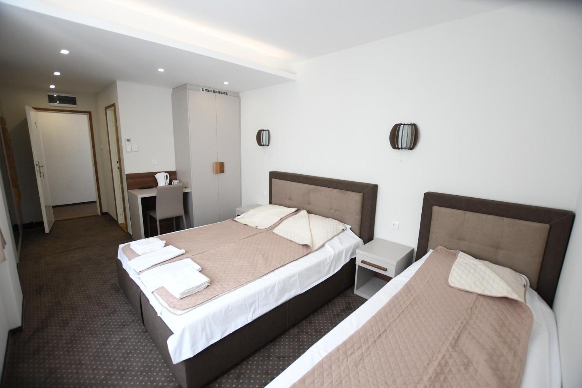 Atrijum Apartments And Rooms Kladovo Exteriér fotografie