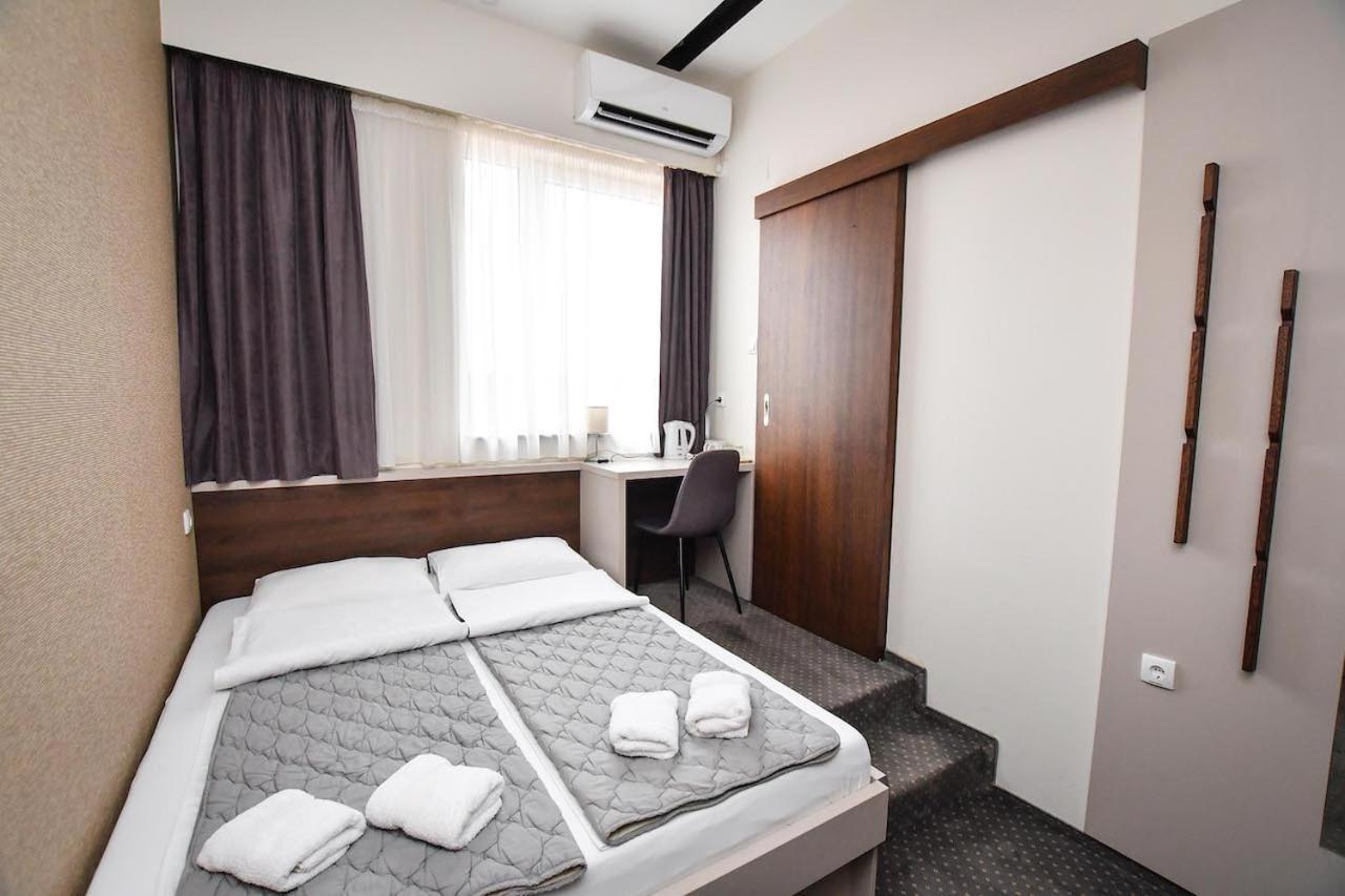 Atrijum Apartments And Rooms Kladovo Exteriér fotografie