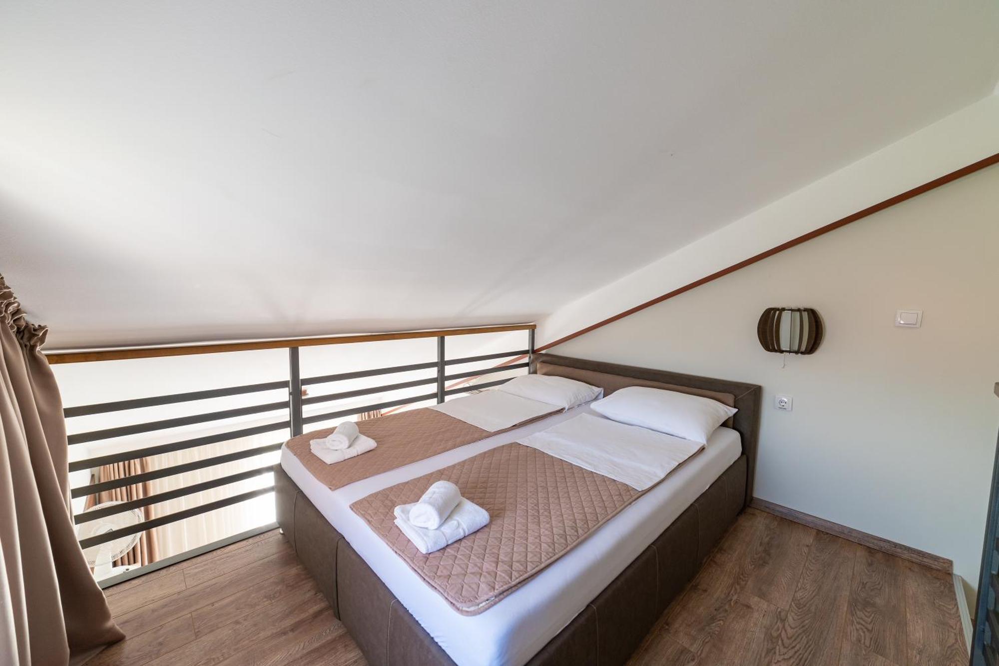 Atrijum Apartments And Rooms Kladovo Exteriér fotografie